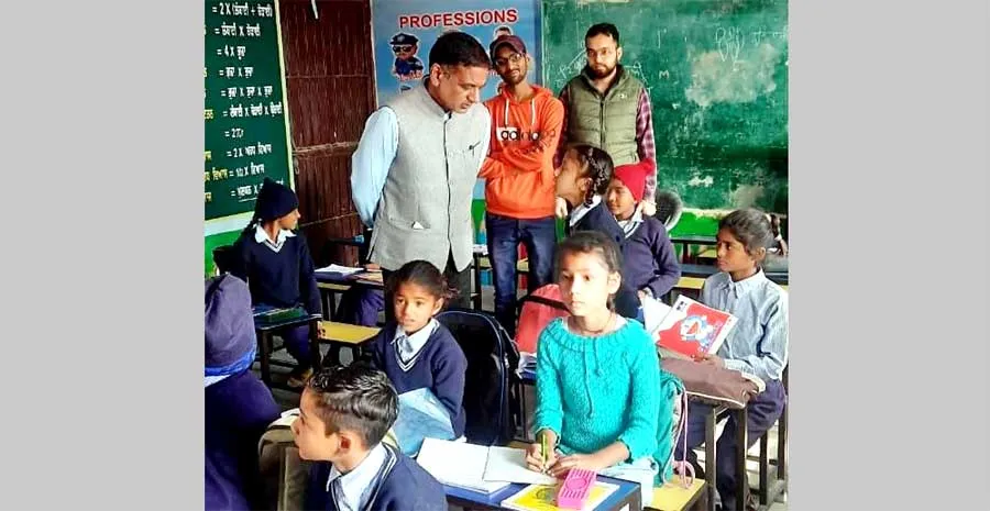 शांतिपूर्ण माहौल से परीक्षाएं दे रहे बच्चे: डीईओ