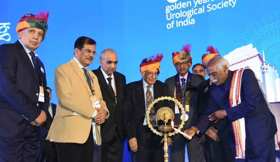 ग्रामीण क्षेत्रों में डायलिसिस को कम लागत पर उपलब्ध करवाएं चिकित्सक : राज्यपाल