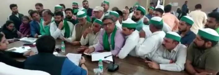 मोदीनगर में भाकियू की मासिक पंचायत संपन्न, डीएम के नाम सौपा 12 सूत्रीय मांग पत्र