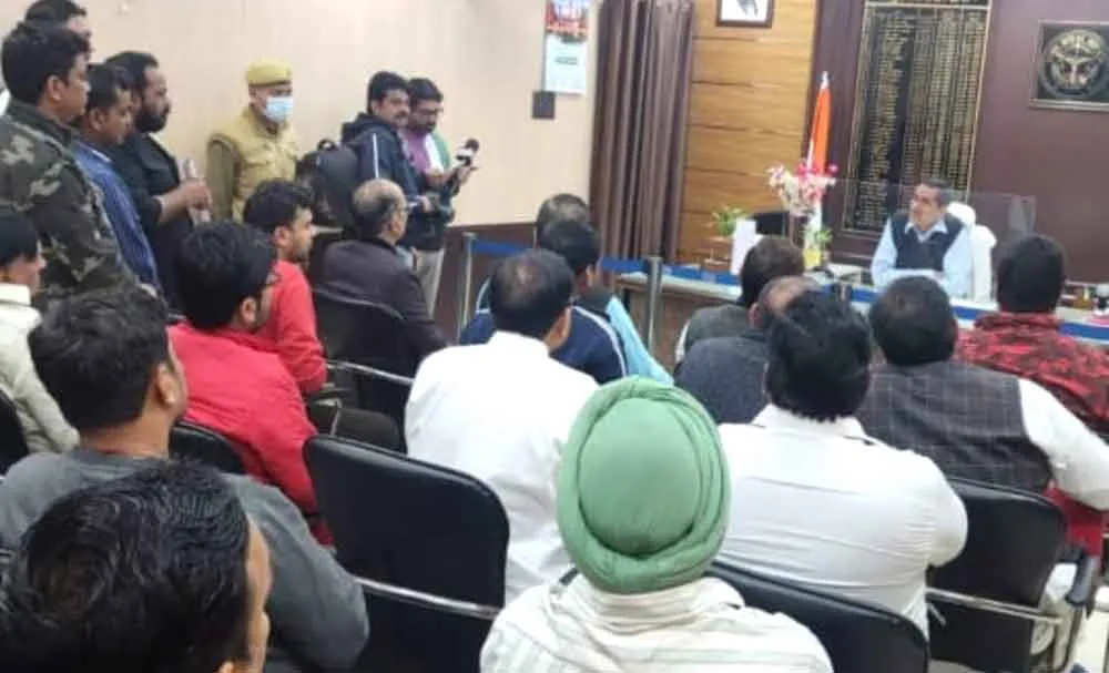 व्यापारियों की सहायतार्थ राहत कोष की मांग
