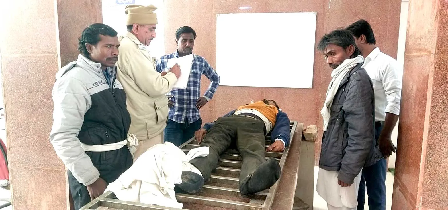 टेम्पो व पिकअप की भिड़ंत, एक जने की मौत, दो गंभीर घायल