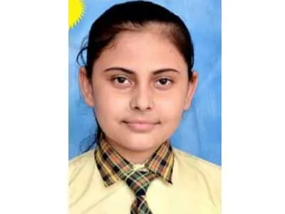 डिस्ड्रिक्ट टॉपर रही मन्नत इन्सां, पूज्य गुरुजी को दिया श्रेय