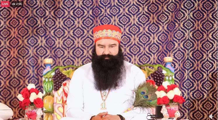 Facebook पर पूज्य गुरु जी का जलवा, सोहने सतगुरु जी LIVE