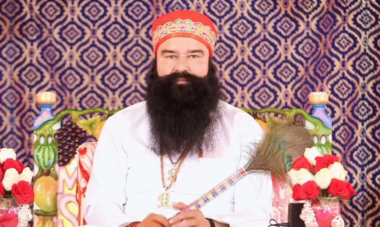 बढ़ती जनसंख्या व टूटते परिवार पर पूज्य गुरु जी ने बनाया सॉन्ग