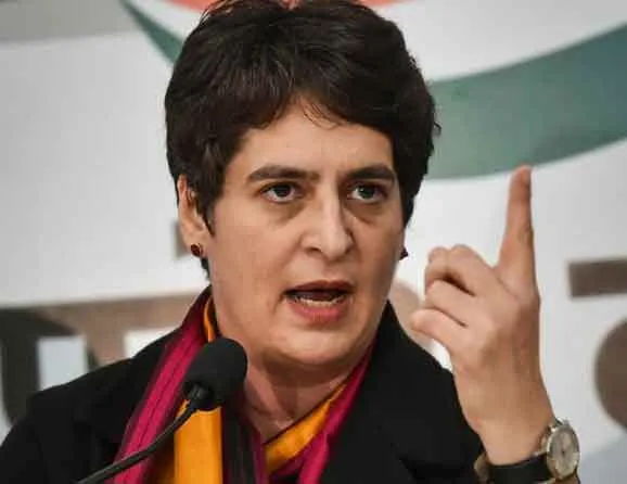 कठपुतली एजेंसियों के डर से नहीं दबेगी कांग्रेस की आवाज: प्रियंका