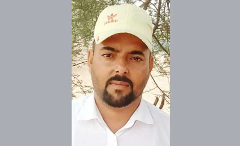 पशु को बचाते हुए युवक का बाईक बिजली पोल से टकराया, मौत