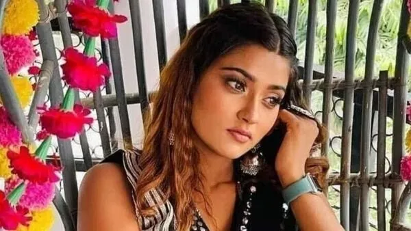 Akanksha Dubey Actress: भोजपुरी अभिनेत्री आकांक्षा दुबे ने क्यों की आत्महत्या?