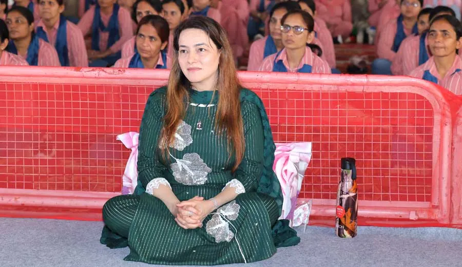 एमएसजी भंडारे पर ‘रूह दी’ हनीप्रीत इन्सां ने की शिरकत