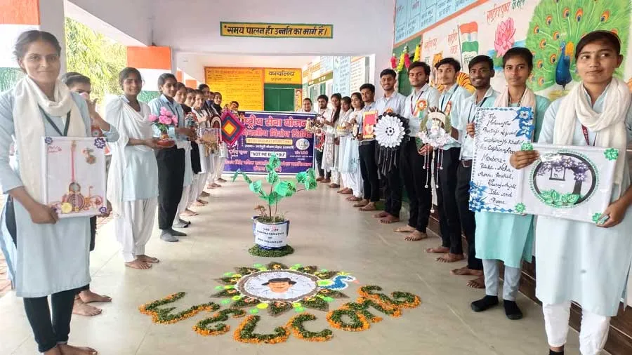 वॉलिंटियर्स ने की मुश्किल राह सुगम बनाने की पहल