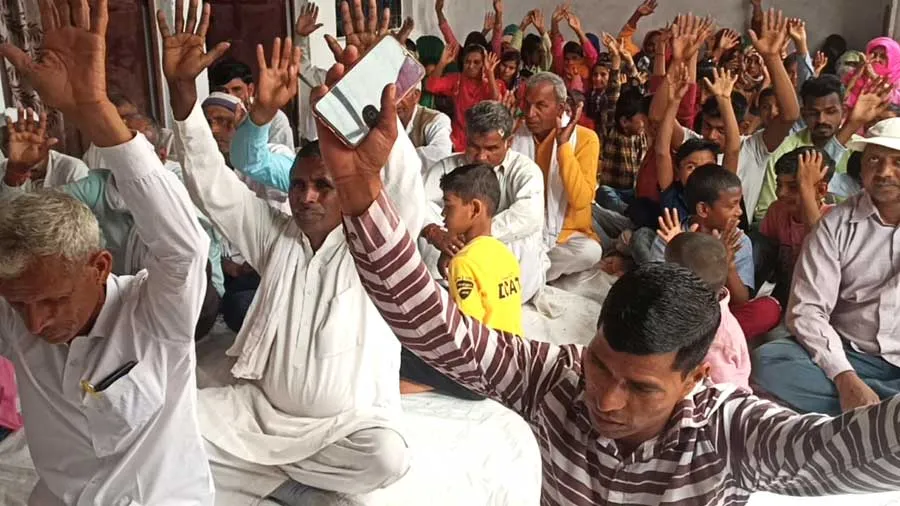 धूमधाम से आयोजित हुई कैराना में नामचर्चा