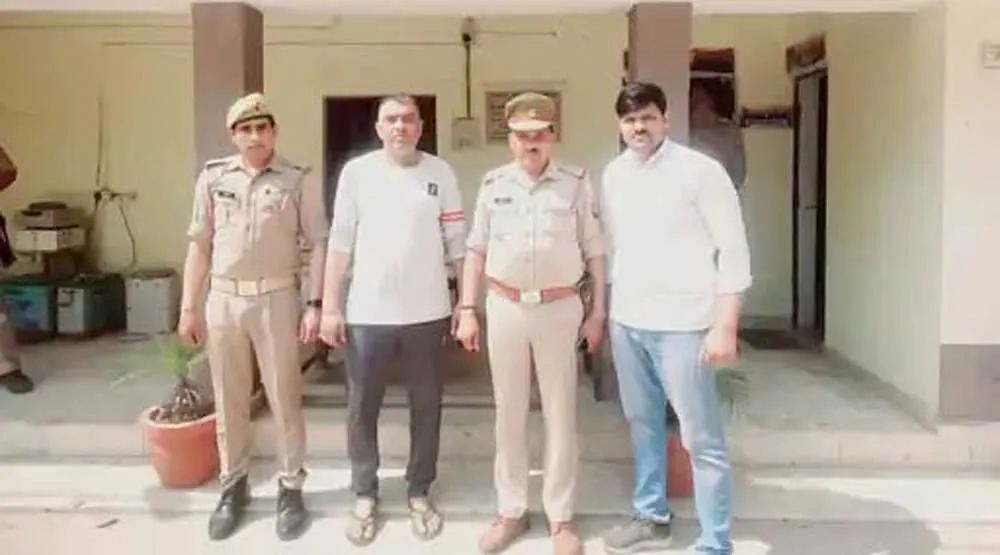 टिकैत परिवार को बम से उड़ाने की धमकी देने वाला दिल्ली से गिरफ्तार 