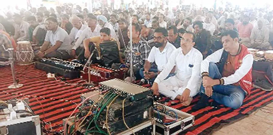एमएसजी माह की खुशी में बुधरवाली में नामचर्चा आयोजित