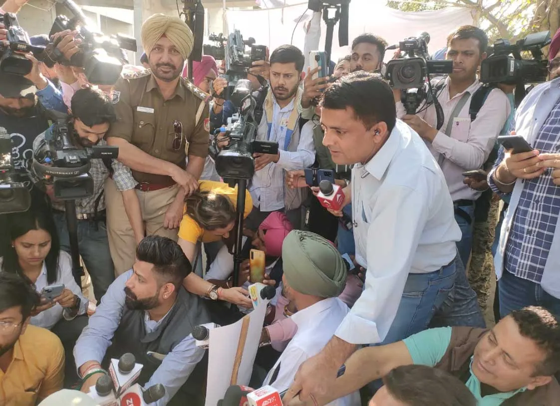 मूसेवाला के पिता ने किया धरना खत्म
