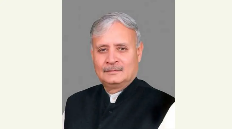 भिवानी के ठाकुर बीरसिंह पार्क का निरीक्षण करने पहुंचे राव इंद्रजीत
