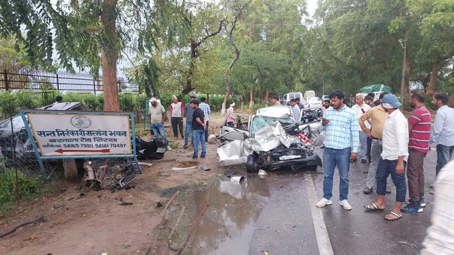 सरसा में बड़ा सड़क हादसा, 2 बच्चों सहित चार लोगों की मौत