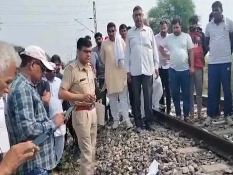 रेलवे एसपी संगीता कालिया समेत 6 पुलिस अधिकारियों पर मामला