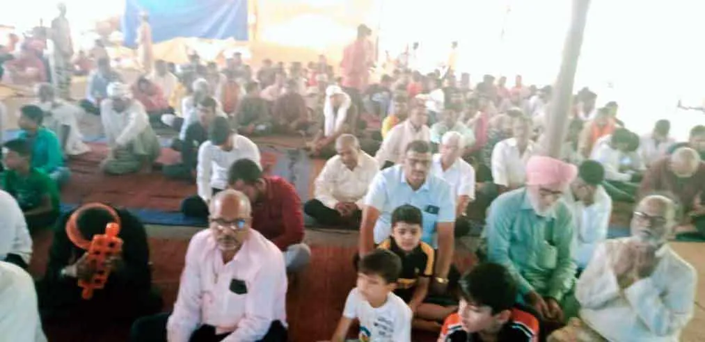 बैकुंठपुर में मनाई डेरा सच्चा सौदा के स्थापना माह की खुशी