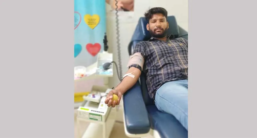 रतनगढ़ के डेरा प्रेमी ने 17वीं बार किया रक्तदान
