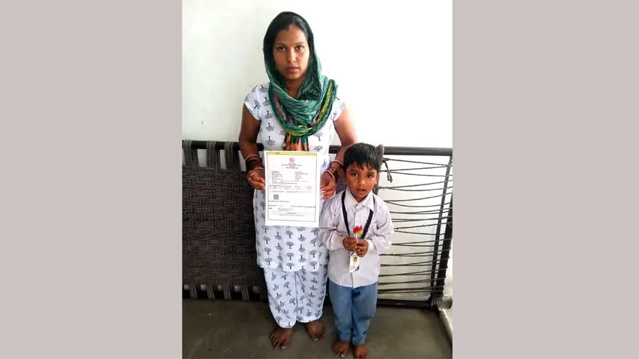 फतेहाबाद का मामला: सिरदर्द बनी परिवार पहचान पत्र की गलतियां