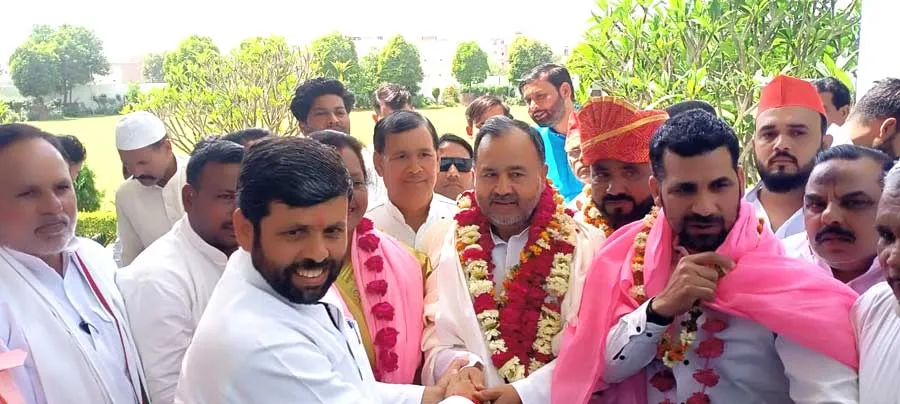 सपा ने जिला, महानगर में नए चेहरों को सौंपी जिम्मेदारी