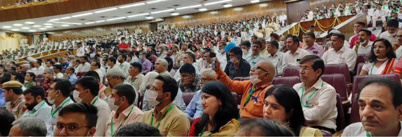 हकृवि के दीक्षांत समारोह में टूटा कोविड प्रोटोकॉल
