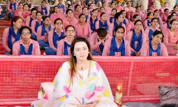 जब पूज्य गुरू जी का पैगाम पढ़कर सुनाया गया तो साध-संगत का ऐसा था रिएक्ट