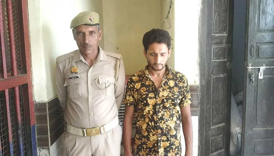 हिस्ट्रीशीटर बदमाश साबिर के खिलाफ मुकदमा दर्ज, भेजा जेल