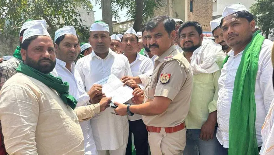 तीतरवाड़ा चौकी प्रभारी के खिलाफ भाकियू तोमर ने खोला मोर्चा