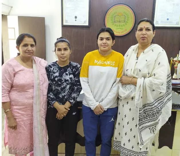 ग्रेपलिंग प्रतियोगिता के लिए कन्या कॉलेज की छात्राओं का चयन