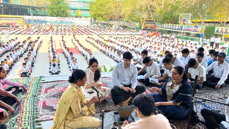 हवन यज्ञ करके प्रताप स्कूल के नए शैक्षणिक सत्र का आरंभ