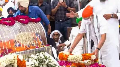 बादल साहब हमेशा हमारे दिलों में जीवित रहेंगे