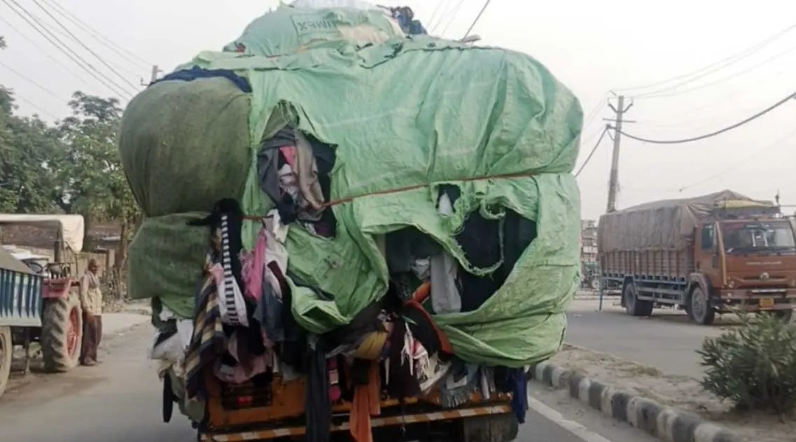 अवैध रूप से चल रही ट्रैक्टर ट्राली बनी लोगों के लिए मुसीबत