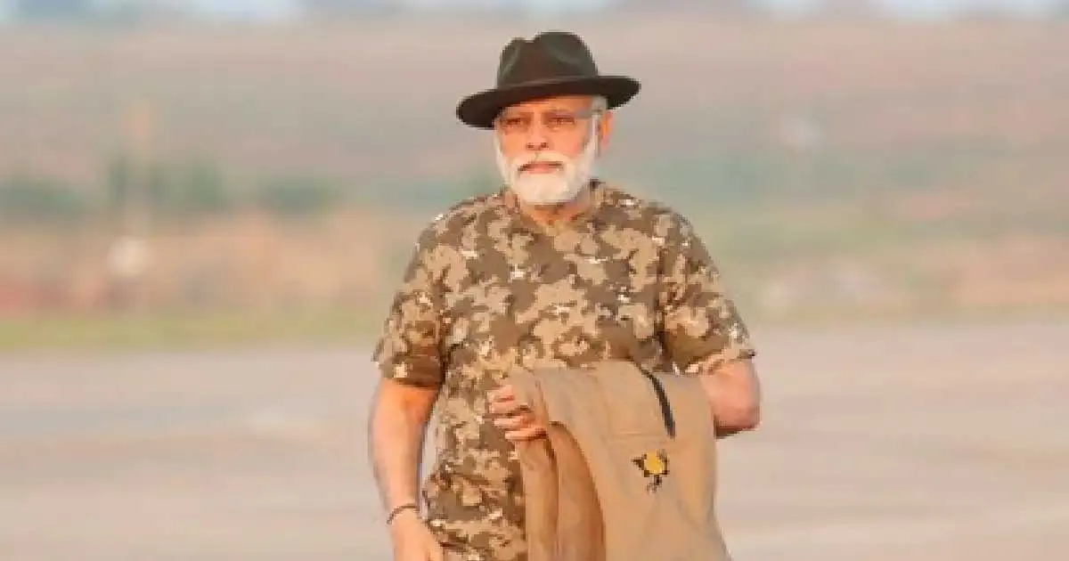 PM Modi: काली टोपी, खाकी पैंट और प्रिंटेड टी-शर्ट… टाइगर रिजर्व जाने से पहले कुछ इस अंदाज में नजर आए पीएम