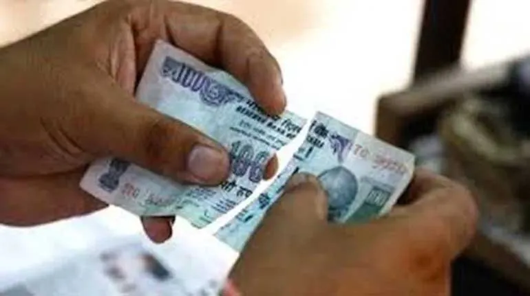 RBI New Guideline: फटे नोट भी चलेंगे अब, आरबीआई की नई गाइडलाइन