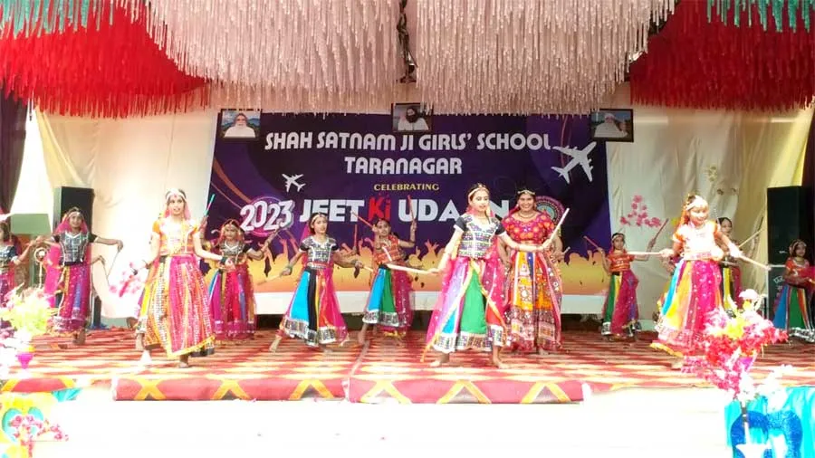 शाह सतनाम जी गर्ल्स स्कूल में धूमधाम से मनाया वार्षिकोत्सव