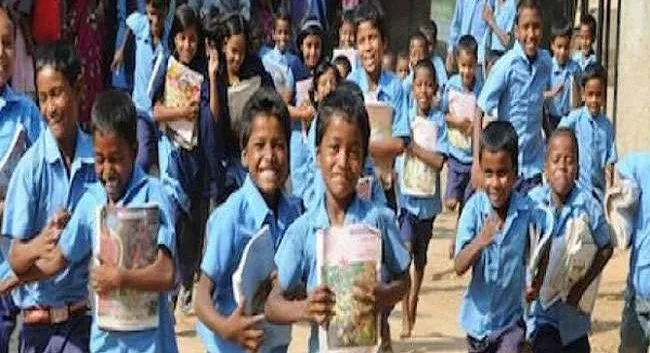 सरकारी स्कूलों में अंग्रेजी की पढ़ाई, 4 मई से शुरू होंगे दाखिले