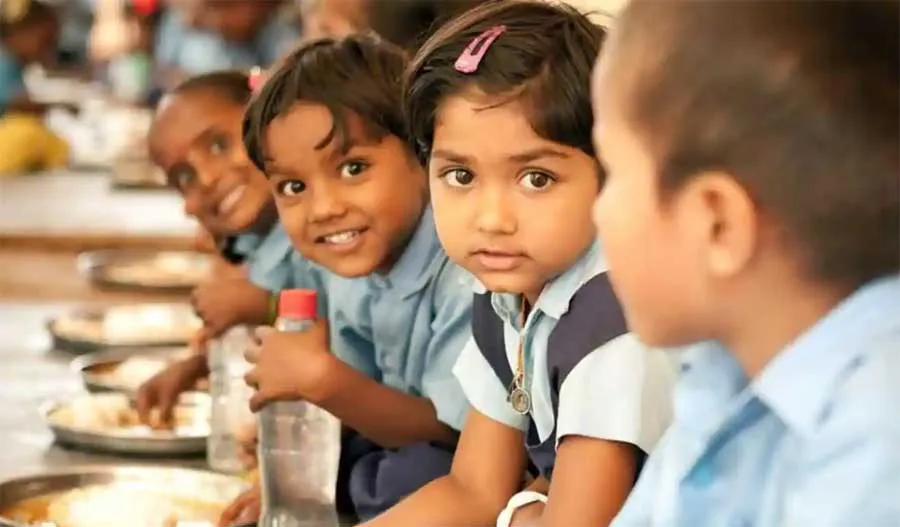 अब केजीबीवी और आरोही स्कूलों के हॉस्टल में छात्राओं को मिलेगा प्रोटीन से भरपूर भोजन