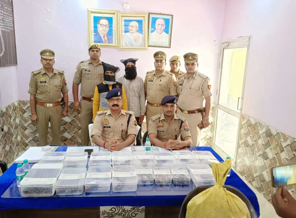 थाना सिरसागंज पुलिस ने अबैध असलाह फैक्ट्री का किया भंडाफोड, 2 गिरफ्तार