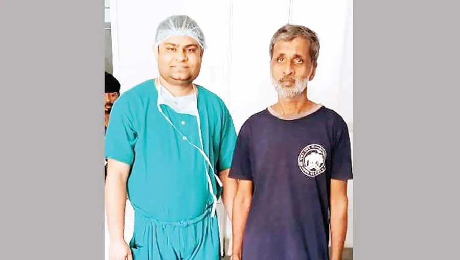 लूटपाट से घायल व याददाश्त खो चुके हनुमान को मिलन अभियान के तहत अपना घर आश्रम में किया भर्ती