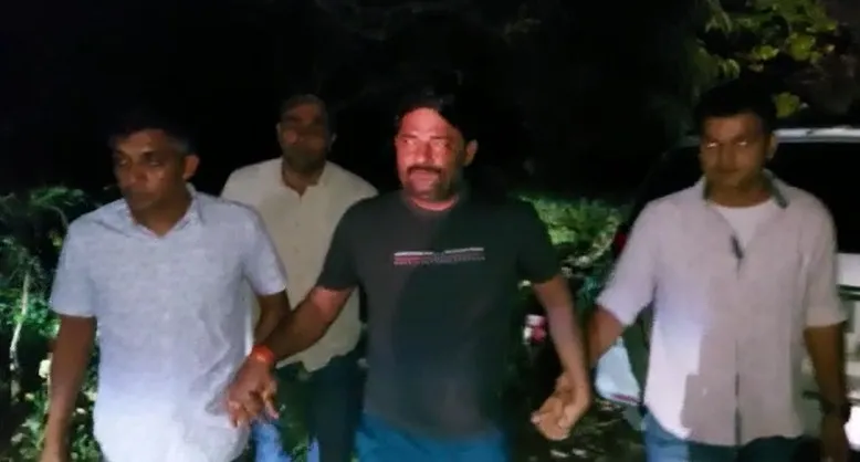 Noida Encounter: पुलिस मुठभेड़ में 1 लाख का इनामी बदमाश गोली लगने से हुआ घायल