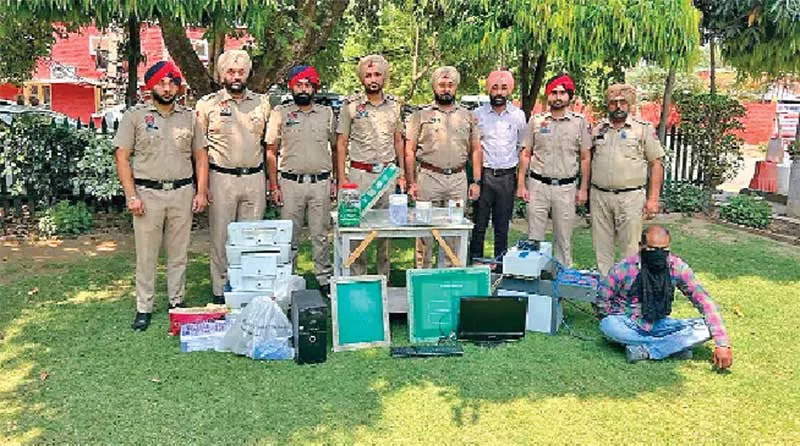 1 लाख 60 हजार रूपये की जाली करंसी सहित एक युवक गिरफ्तार