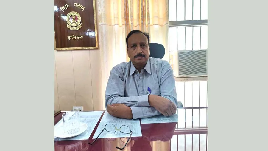 कोटपा एक्ट का उल्लंघन करने वाले लोगों व दुकानदारों के चालान काटे गए