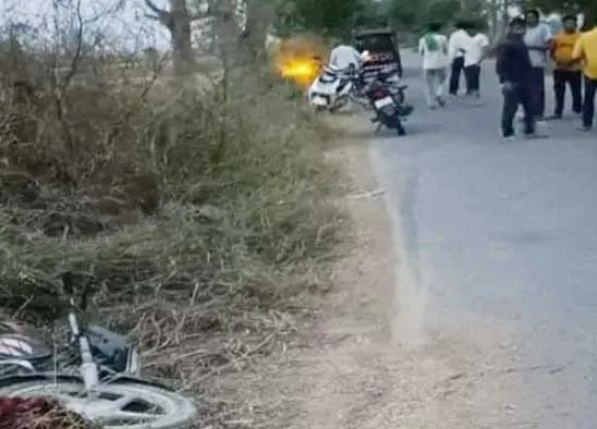 Hisar जिले के गांव में कुल्हाड़ी से काटकर दंपति की हत्या
