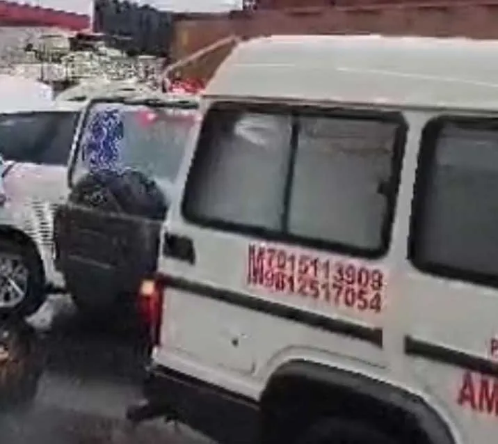 Hisar Road Accident: बारिश में टकराए ट्रक, क्रूज़र व बाइक, 5 की मौत, महिला गंभीर