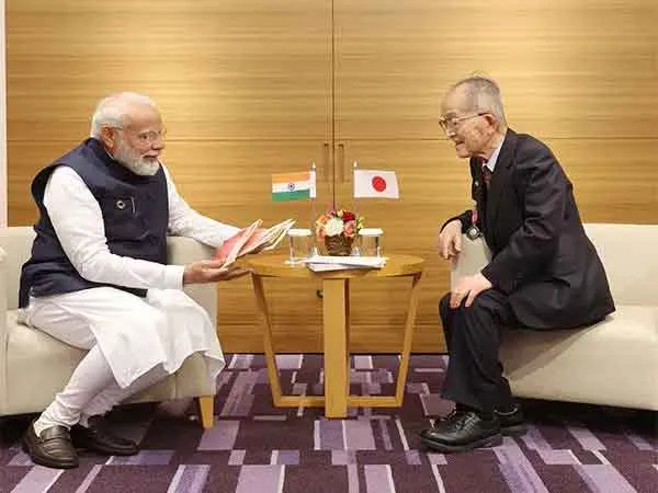लेखक जापानी, हिन्दी-पंजाबी में बात करें Tomio Mizokami