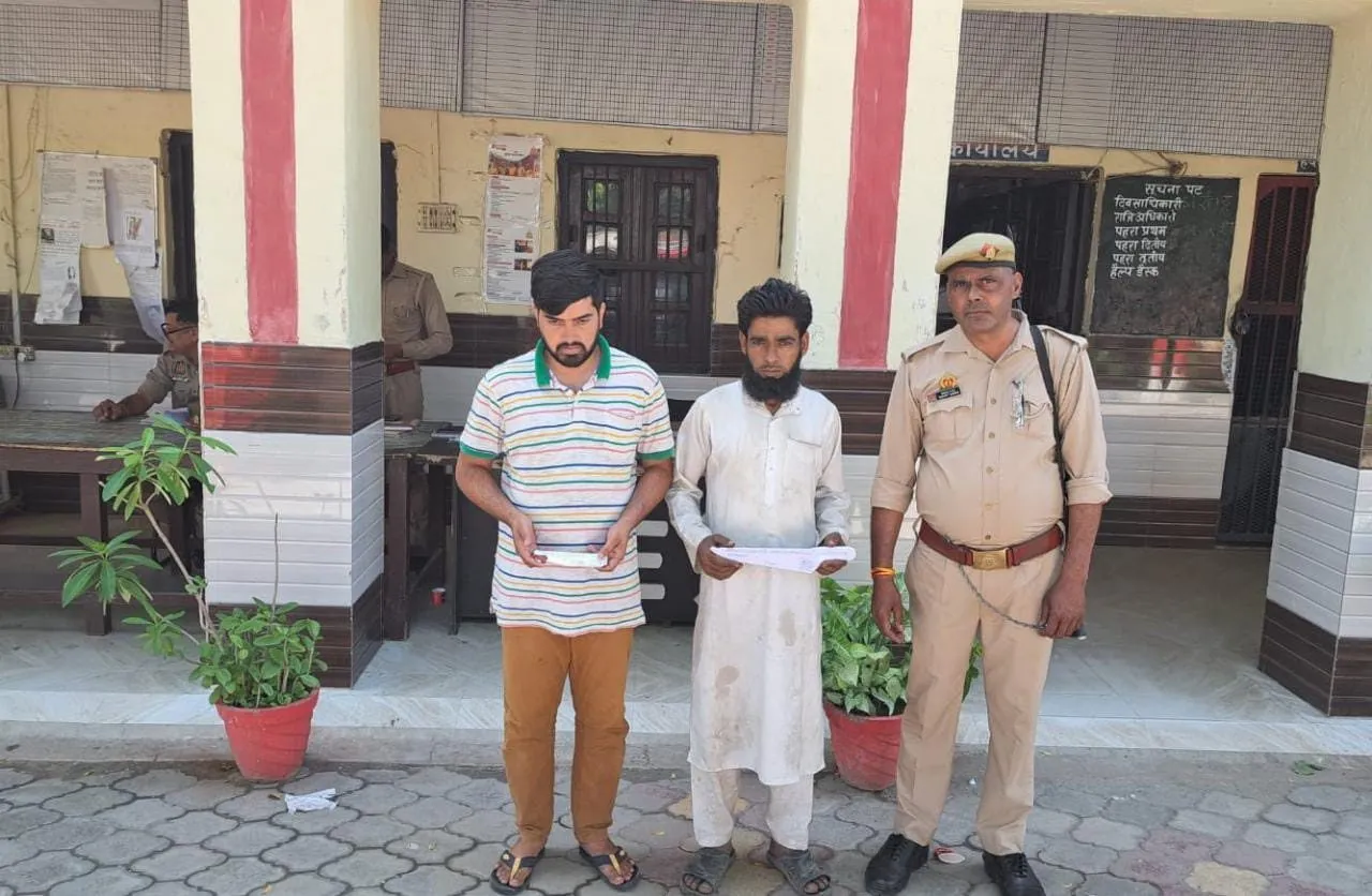 अवैध चाकू समेत दो गिरफ्तार, भेजा जेल
