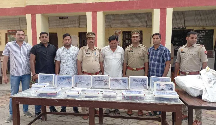 गंदराऊ के जंगल में बन रहा था मौत का सामान, एक गिरफ्तार