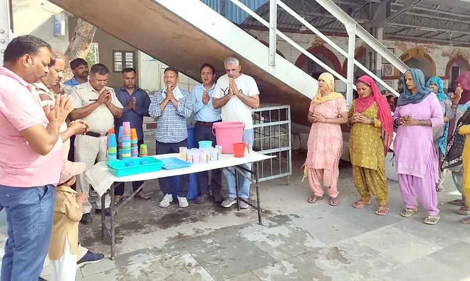 शाह सतनाम जी ग्रीन एस वेलफेयर फोर्स विंग 12 वर्षों से कर रही क्लेजा ठंडा