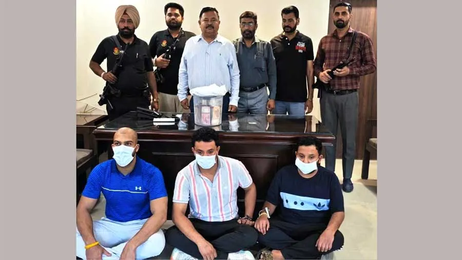 लॉरेंस बिश्नोई समर्थित रंगदारी गिरोह का पदार्फाश, तीन गिरफ्तार