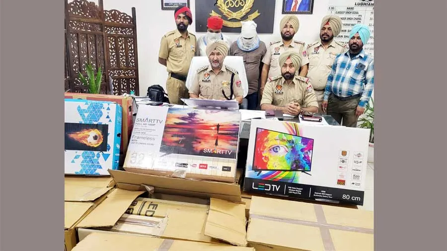 दो आरोपियों की जेल में हुई दोस्ती, बाहर आकर शुरू किया एलईडीज चोरी का धंधा